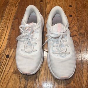 Under Armour Running shoes